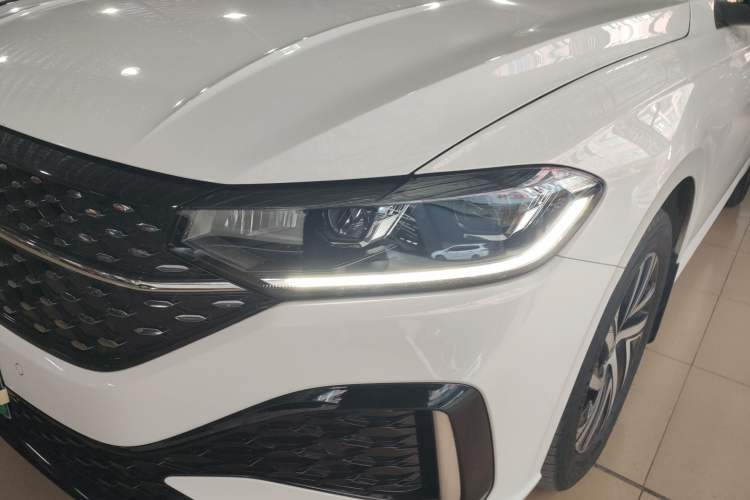 Used Volkswagen Lavida 2023 300TSI DSG Starry Sky Leading Edition