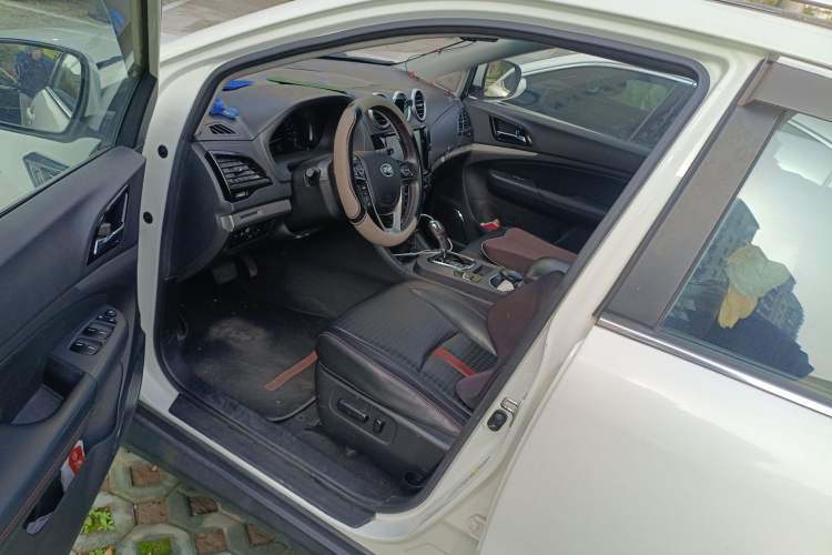 Used BYD S7 2015 2.0T Automatic Prestige Model