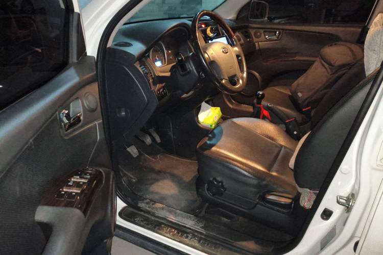 Used Kia Sportage 2013 2.0L Manual 4x4 GLS Trim Driver Seat