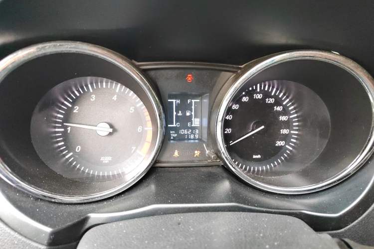 Used HYOSOW S3 2014 1.5L Comfort Version China IV Emission Standard Instrument Cluster