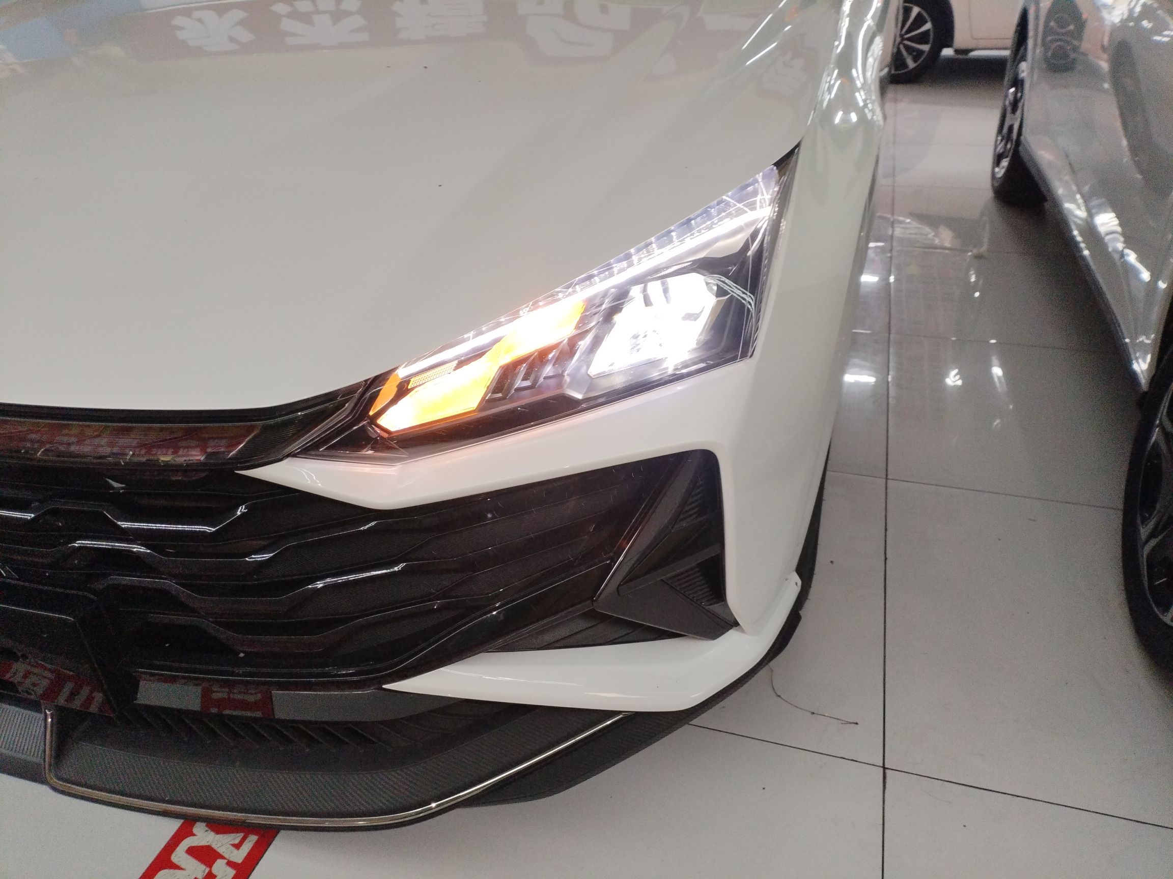 Dongfeng Aeolus Yixuan 2026 1.5L Automatic Luxury Edition — снимка 8