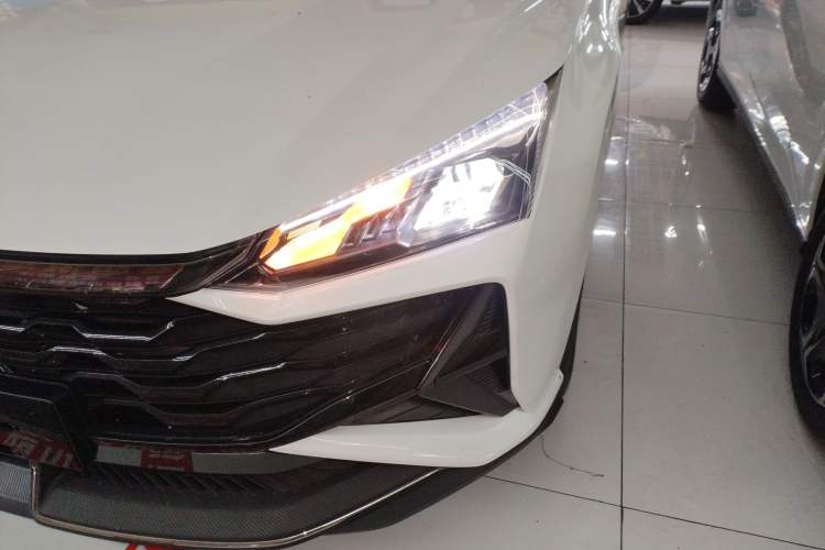 Used Dongfeng Aeolus Yixuan 2026 1.5L Automatic Luxury Edition
