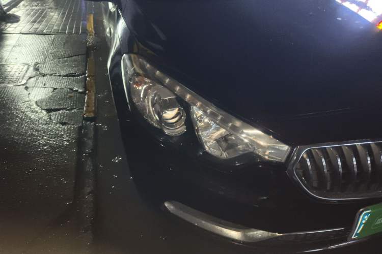 Used Kia K3 2015 1.6L Manual GL