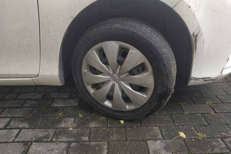 Used Toyota YARiS L Zhi Xiang 2017 1.5E CVT Dynamic Edition Right Front Wheel Hub