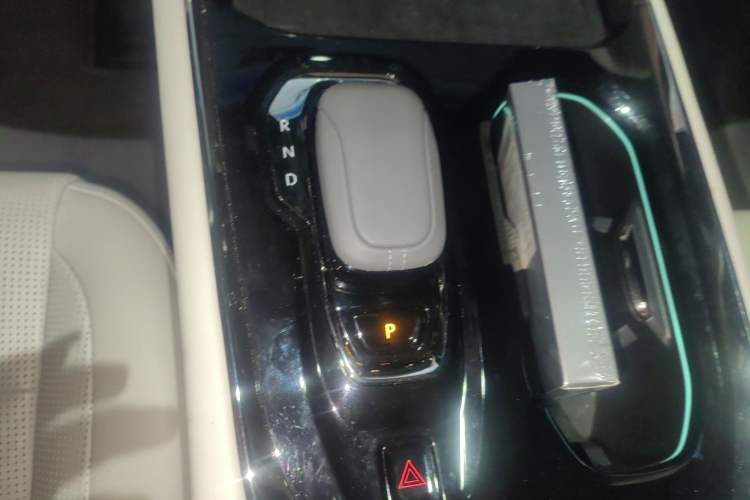 Used Zeekr 009 2022 WE Edition
