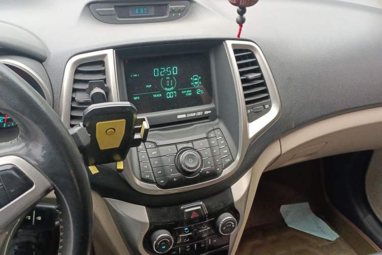 Used Changan Eado 2012 1.6L Manual Luxury Model China IV Standard
