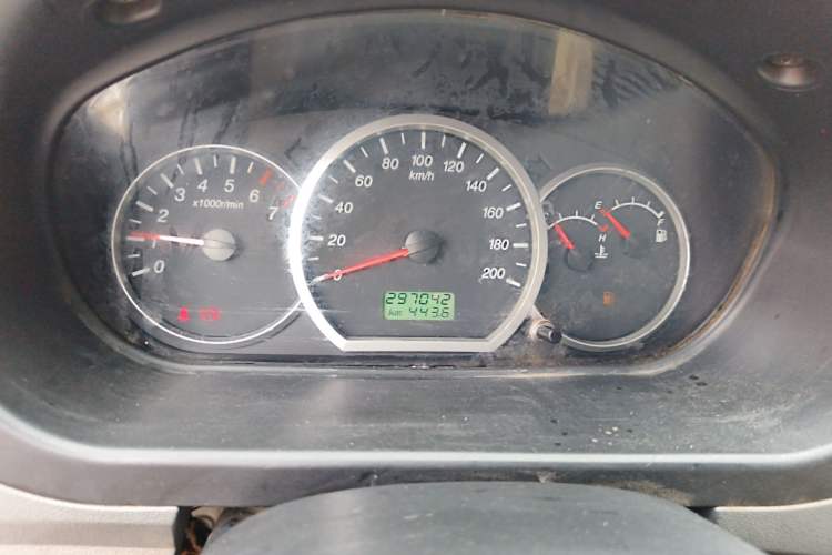 Used Wuling Hongguang 2010 1.2L Base Version China IV Standard Instrument Cluster