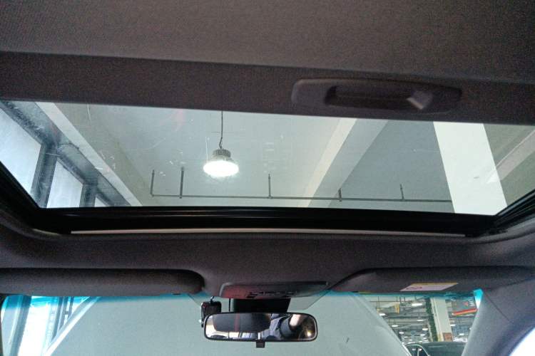 Used Toyota Avalon 2019 2.0L Ambition Edition China VI