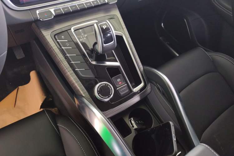 Used Geely Auto Emgrand X7 Sport 2020 1.8TD DCT Smart Connect PRO
