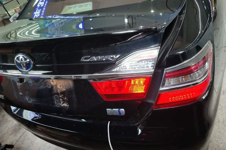 Used Toyota Camry 2015 Dual-Engine 2.5 HG Luxury Navigation Edition
