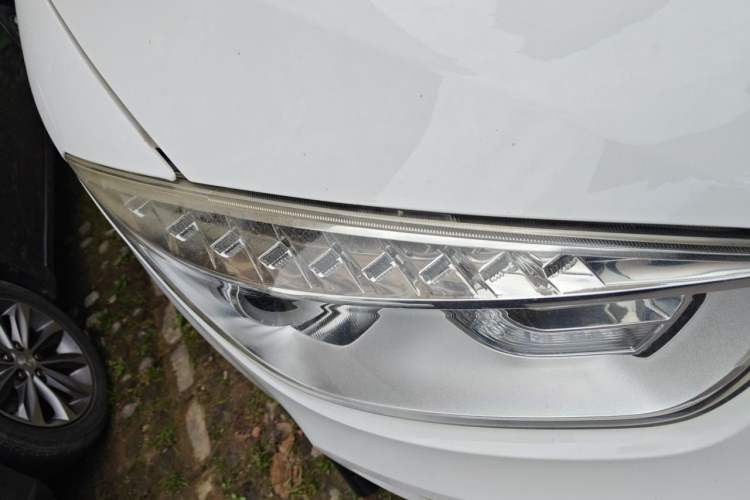 Used Bestune X80 2013 2.0L automatic comfort version
