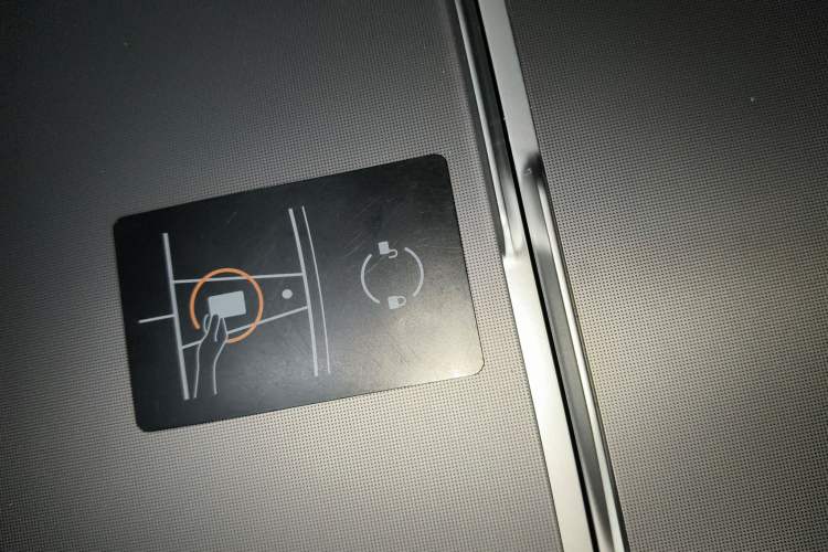 Used Tesla Model Y 2025 Rear-Wheel Drive First Edition
