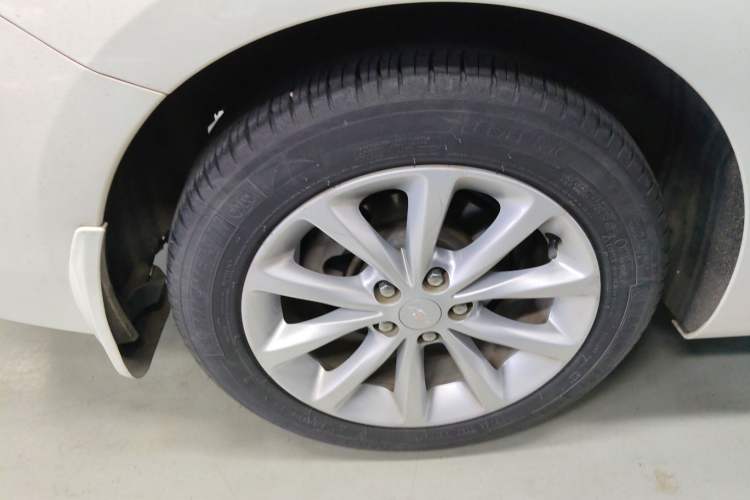 Used Chevrolet Cruze 2017 1.5L Automatic Pioneer Sunroof Edition