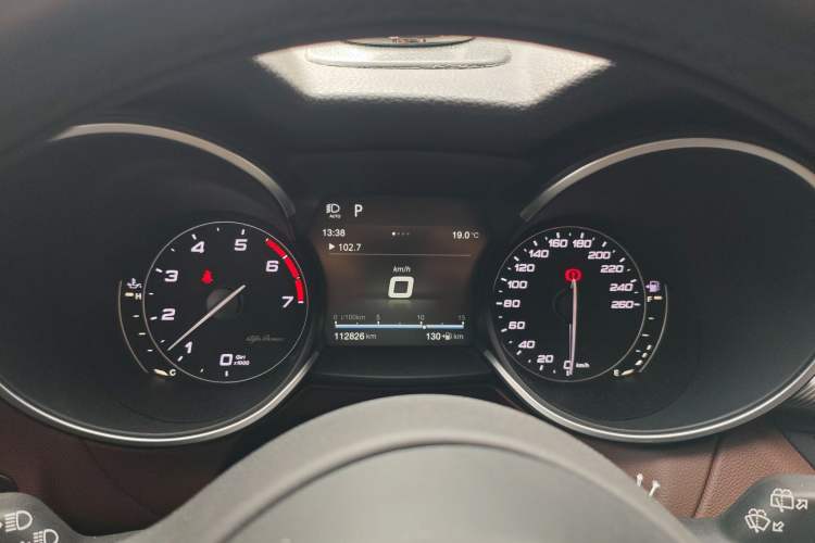 Used Alfa Romeo Stelvio 2017 2.0T 200HP Luxury Edition
