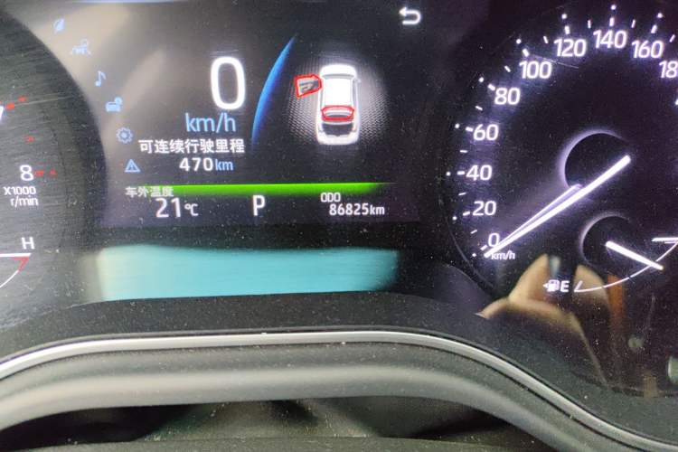 Used Toyota Avalon 2021 2.5L Luxury Edition Odometer Close Up