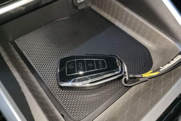 Used Geely Auto Emgrand 2025 4th Generation 1.5L CVT Luxury Version