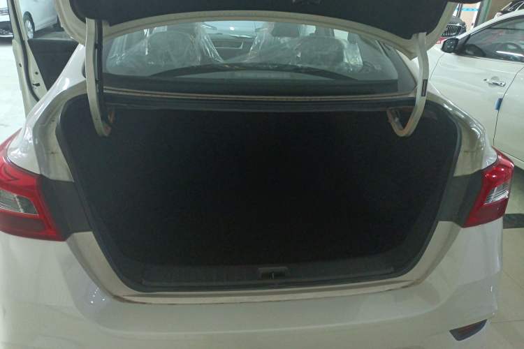 Used Nissan Sylphy 2024 Facelifted Three Classic 1.6XE CVT Comfort Edition
