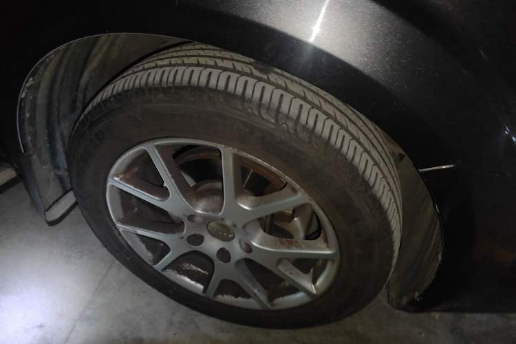 Used Dodge Journey 2013 2.4L Two-Wheel Drive Luxury Version
