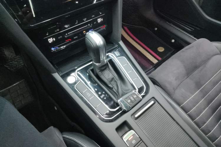 Used Volkswagen Magotan 2020 330TSI DSG Luxury Edition
