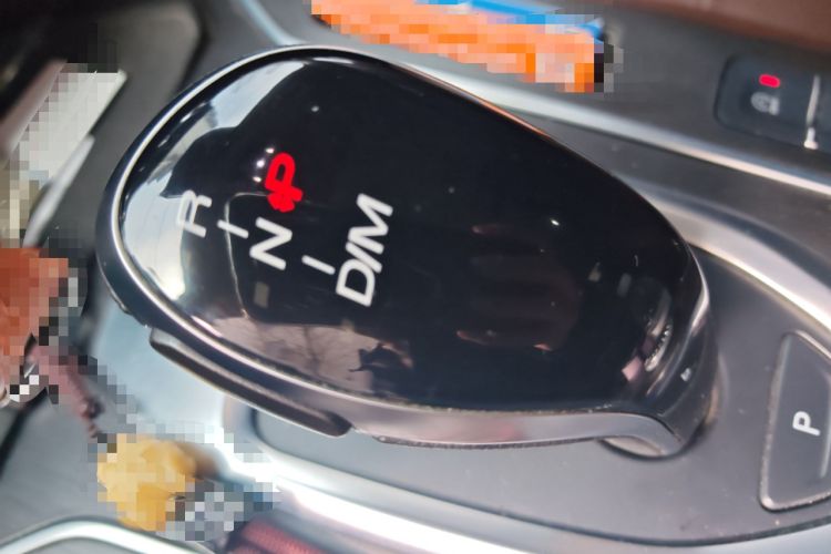 Used Wey VV6 2019 2.0T Two-Wheel-Drive Flagship Version China VI Standard