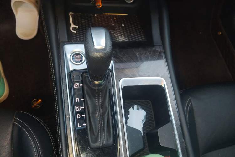 Used Nissan Teana 2022 2.0L XL-TLS Enjoyment Edition Gear Lever