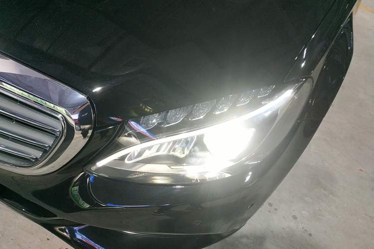 Used Mercedes-Benz C-Class 2018 C 180 L Fashion Model