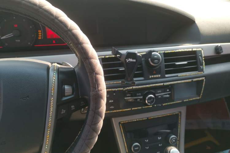 Used Roewe 550 2012 550 1.8L Automatic Value Edition
