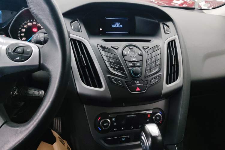 Used Ford Focus 2012 Hatchback 1.6L Automatic Fashion Edition