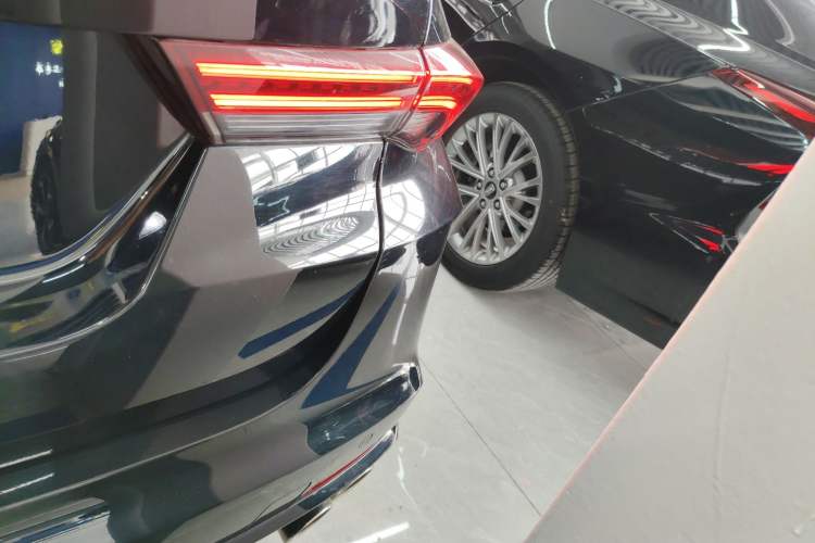 Used GAC Trumpchi EMPOW 2021 270T DCT J15 Version Exterior 3