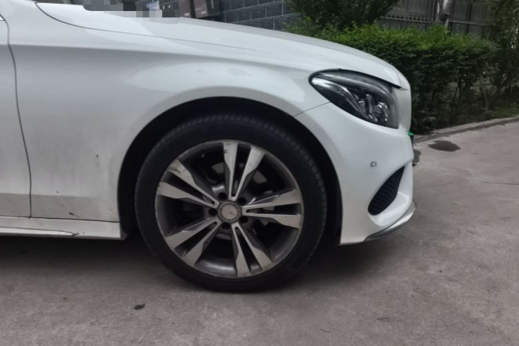 Used Mercedes-Benz C-Class 2015 C 200 L 4MATIC Sport Edition Right Front Wheel Hub