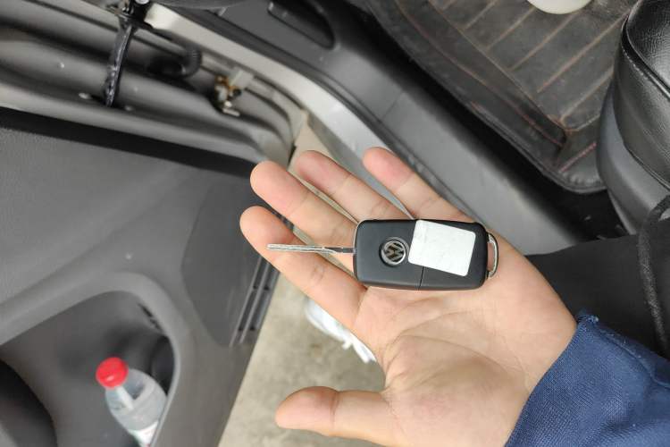 Used Volkswagen Sagitar 2012 1.6L Manual Comfort Model
