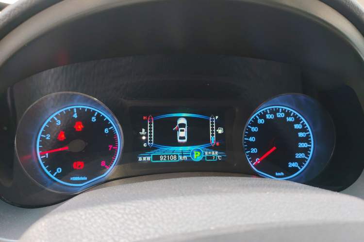 Used BYD Surui 2014 1.5TID Automatic Luxury Model
