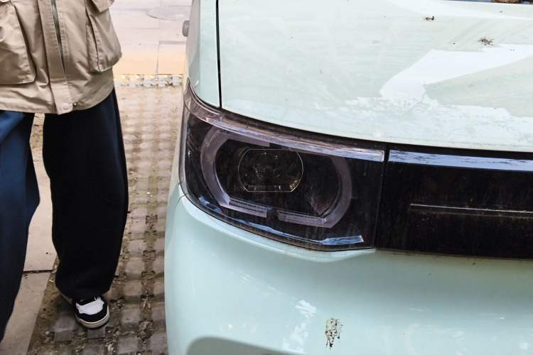 Used Wuling Hongguang MINIEV 2020 Enjoy Edition Lithium-Ion Battery Right Front Headlight