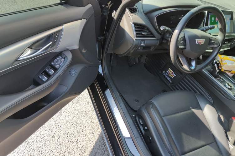 Used Cadillac CT5 2023 28T Luxury Edition (Standard Version) Driver Seat