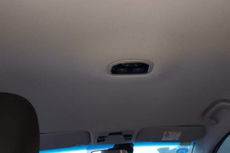 Used Geely Auto Emgrand 2019 Leading Edition 1.5L CVT Luxury Model China VI Standard
