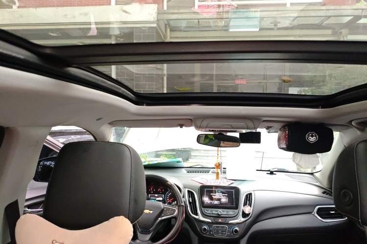 Used Chevrolet Equinox 2017 535T Automatic YuJie Edition Headliner