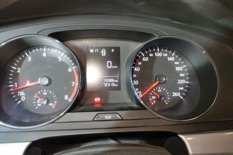 Used Volkswagen Lamando 2017 230TSI DSG Fashion Edition Instrument Cluster