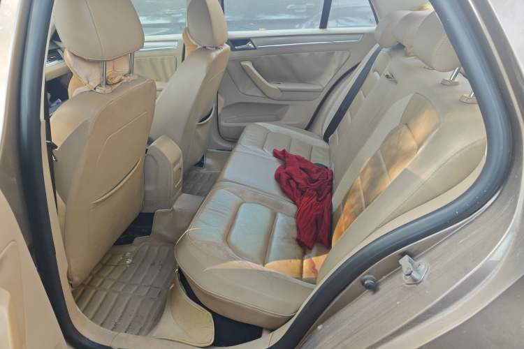 Used Volkswagen Bora 2014 1.6L Automatic Comfort Model
