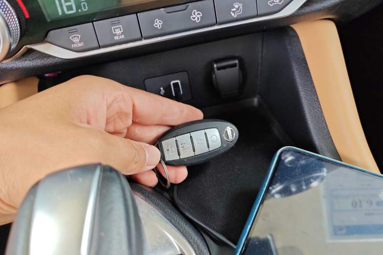 Used Nissan Sylphy 2021 1.6L TOP CVT Luxury Edition Interior 1