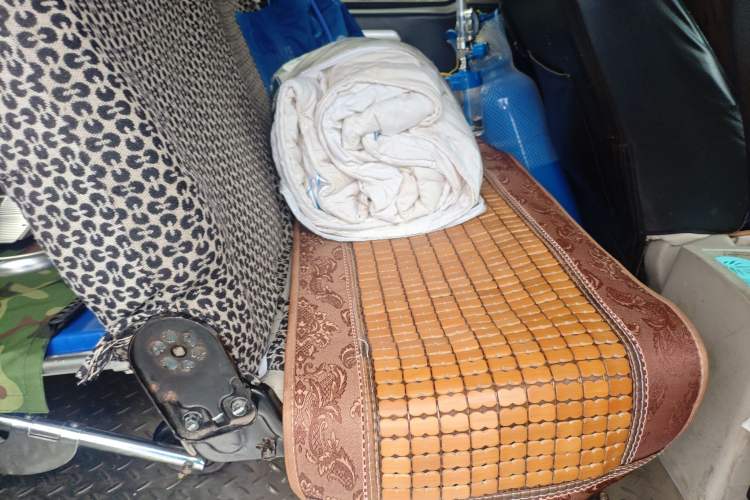 Used FORTHING Lingzhi 2019 M5L 1.6L 7-Seater Base Model China VI Standard Left Rear Seat