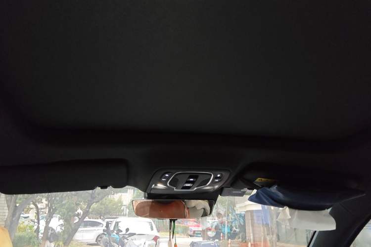 Used Roewe RX5 MAX 2019 400TGI Automatic Smart Cabin Flagship Edition
