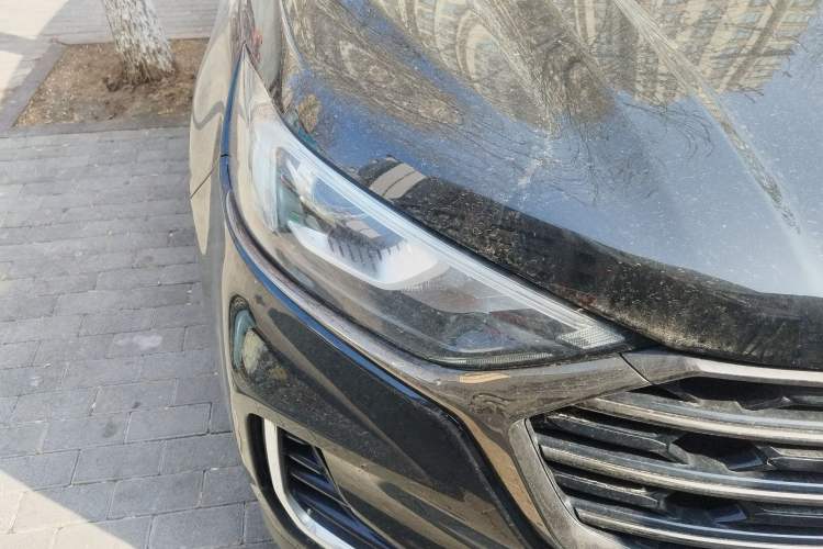 Used Ford Edge 2021 PLUS EcoBoost 245 Two-Wheel-Drive Platinum Edition 5 Seats
