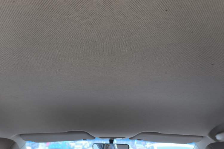 Used Baojun 310W 2017 1.5L Manual Comfort Version China VI Emission Standard
