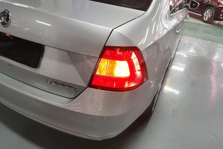 Used Skoda Rapid 2016 1.6L Automatic Chuanxing Edition Exterior 1