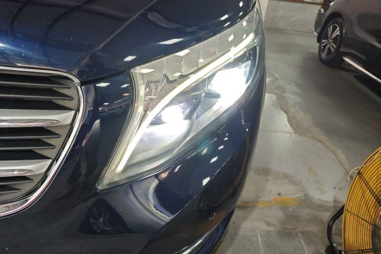 Used Mercedes-Benz V-Class 2017 V 260 L Prestige Edition