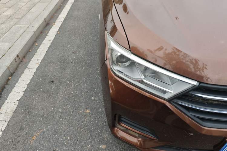 Used Wuling Hongguang 2019 1.5L S Standard Version China VI LAR
