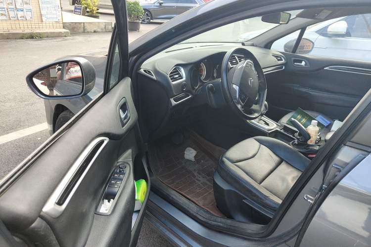 Used Citroen C4L 2013 1.6THP Automatic Enjoyment Edition Driver Seat