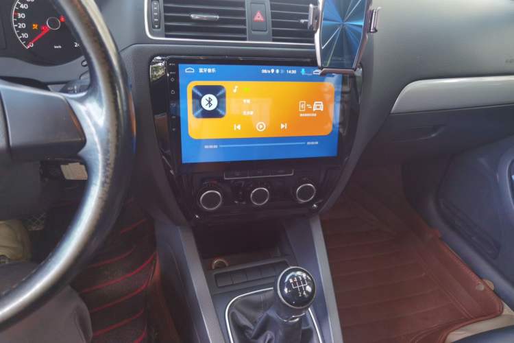 Used Volkswagen Sagitar 2014 1.6L Manual Comfort Model
