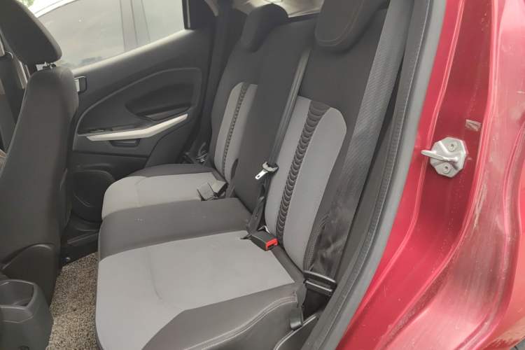 Used Ford EcoSport 2013 1.5L Automatic Fashion Model