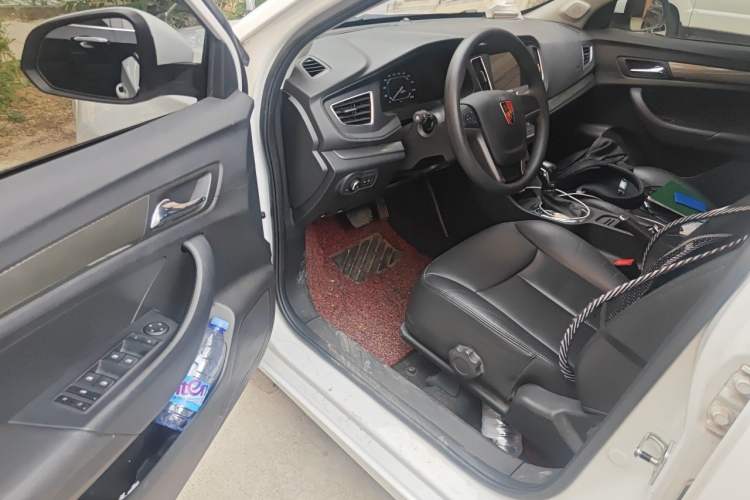 Used Roewe 360 2017 1.5L Automatic Luxury Edition
